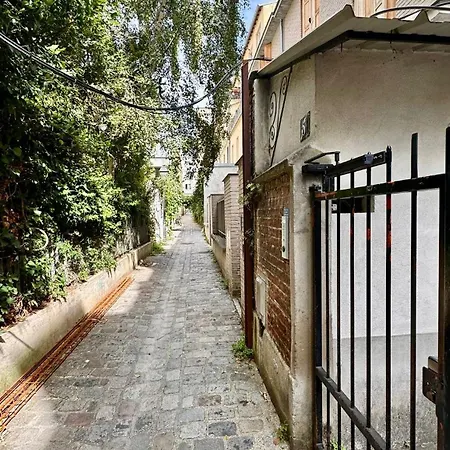 Oda ve Kahvaltı Luxueux A *